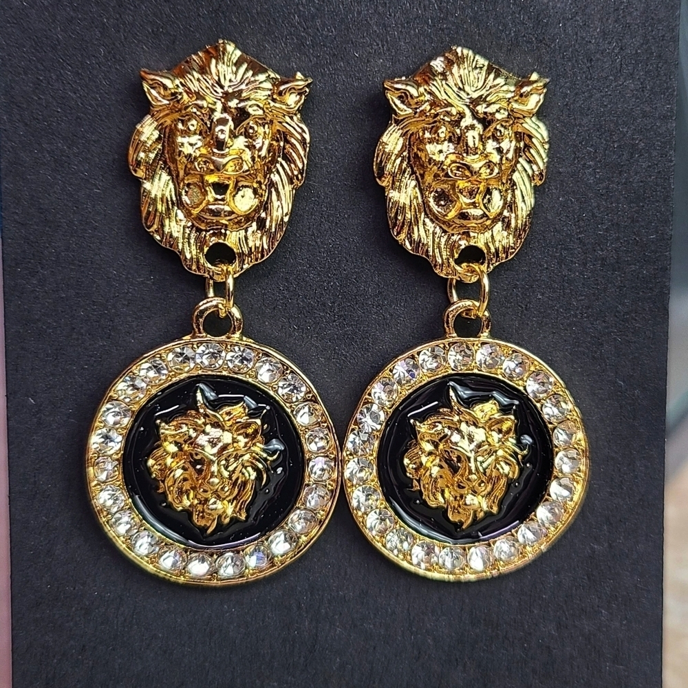 Lion head Gold tone black enamel rhinestones fashion earrings Stud Earrings